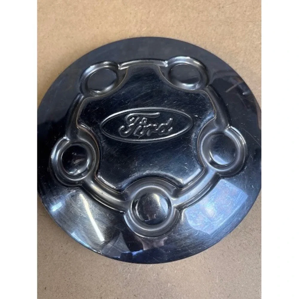 2003 -‎ 2011 Ford Crown Victoria Ranger Police Chrome Center Hub Cap OEM P71